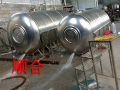 柳州塑料桶厂家浅谈不锈钢水箱吊装过程的注意